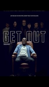 【映画】GET OUT [あらすじ] クリス・ワシントンは、恋人ローズ・アーミテージの実家に挨拶へ行くことになった。クリスが「なぜ君は僕が黒人であることを両親に伝えないのか」と尋ねると、ローズは一瞬動揺した素振りを見せたものの、「父さんと母さんは人種を気にするような人たちじゃないわ。貴方のことを歓迎してくれるはずよ」と答えた。ニューヨークの高級住宅街にあるローズの実家へ向かう途中、2人の乗る車は鹿に衝突した。クリスは撥ねてしまった鹿を見て何かを思い出していた。事故現場にやって来た警官がクリスに横柄な態度を取ったため、ローズは警官を一喝した。その一方で、事態をこじらせたくないクリスは、不快に思いつつも警官の質問に答えていった。 アーミテージ家に到着した2人は、ローズの両親であるディーンとミッシーから温かい歓迎を受ける。ディーンの案内で家を回ったクリスは、甲斐甲斐しく働くジョージナとウォルターに挨拶する。クリスは、ミッシーから「禁煙のために催眠療法を受けなさい」と言われたが、丁重に断った。家を一通り見て回った後、ローズは、ディーンとミッシーから「明日はパーティーがあるんだ」と告げられ露骨に