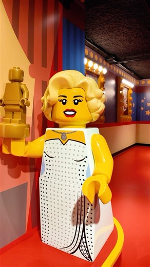 4.4K views · 58 reactions | Ooit jezelf afgevraagd hoe het LEGO Discovery Centre Brussels er van binnen uitziet? Laat Haaien-Man je meenemen op avontuur! 麗 #LEGONederland #LEGOBelgium #DiscoveryCentre #LEGODiscoveryCentreBrussels #Brussels | LEGO | Facebook