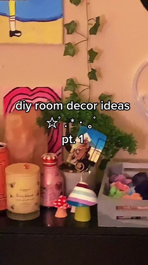 DIY Room Decor Ideas: Colored Discs, Floral Flowers, Doodles, Paintings