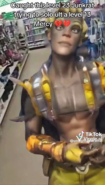 He knew the dps were going to protect their supports, which is very smart but also very dangerous .. anyways how are we feeling about the junkrat mythic #overwatch #overwatch2 #overwatchmemes #junkrat #overwatchtiktok