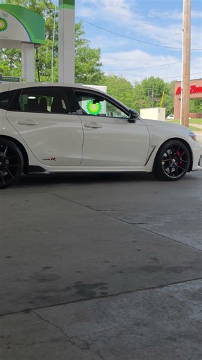 The Type R Looks TOO Good Here 👀 #honda #fl5 #typer #newcamera