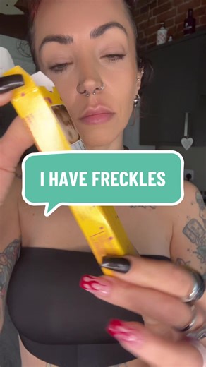 Freckle Stamp Tutorial: Enhance Your Look Effortlessly