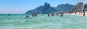Praia em maio: onde não pegar chuva no Brasil e no Caribe