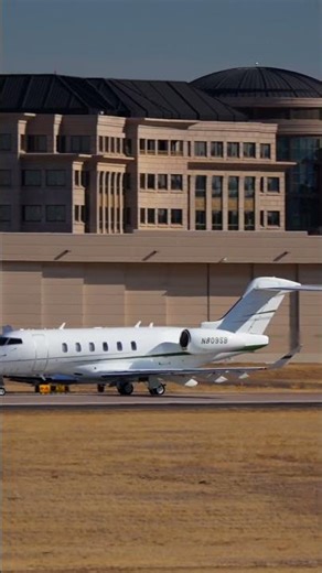 Challenger 300 + Runway Switch at Centennial Airport ✈️ January Plane Spotting | KAPA