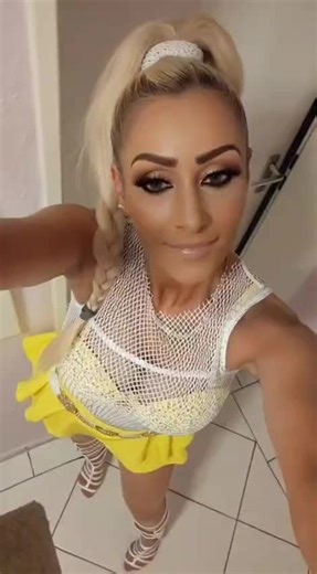 Ultimate 80s Dance Party Playlist for Music Lovers