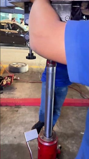 How to remove Rear Suspension Spring? #suspension #spring #shockabsorber #rxmechanic #fypシ゚