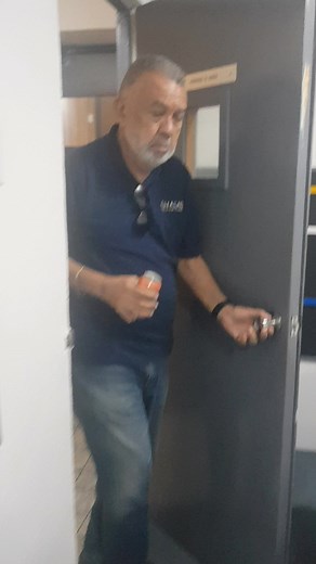 Segun Percy, Wendell ta hungando ku su pan! 🤣🎶🎤 #RadioHoyer #ESoloDiPueblo #Djasabra #CafeConSon #PercyTaReplasaWendell | Radio Hoyer