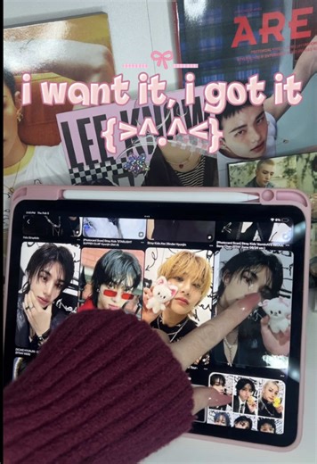 photocards courtesy of @Picsqueen ✨ use my discount code: Lovex10 #straykids #hyunjin #photocards #kpop #fyp