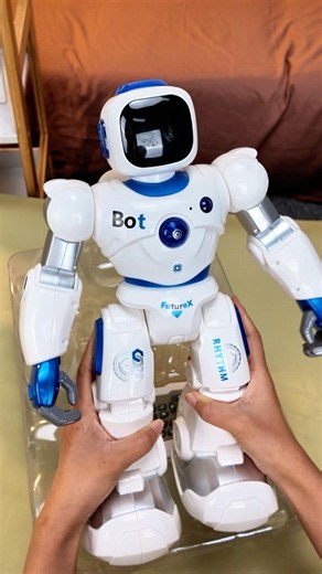 Emergency unboxing: Meet my new smart AI companion! #shorts #robot #robotics #ruko #unboxing
