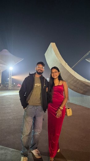 Ashutosh Patra 💎 on Instagram: "Gehra hua ❤️ #swetosh #trending #reels #newyear #gehrahua"