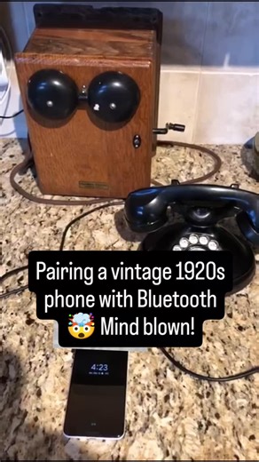 Tej Grewal on Instagram: "Pairing a vintage 1920s phone with Bluetooth 🤯 This is a 1920s Northern Electric phone and was given as a challenge to make this work over Bluetooth in 2018. #reel #viral #electronics #vintage"