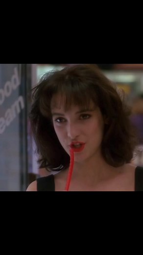 Heathers (1989) Movie Review | Winona Ryder's Iconic Role