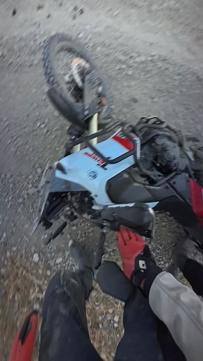 Fail Sunday !! She’s ok 👌 Worst come to worst my people are first !! #advrider #morocco #polishrider #hardadv #motorcycle | Kadafi Enduro