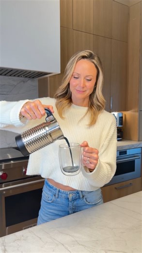 Stacy Keibler on Instagram: "I may not be making matcha the traditional way - but I am making it the efficient way 🍵✨ Antioxidants, clean energy, minerals & collagen - all in a single cup. Simple. Intentional. Nourishing. Everything I used is linked in my ShopMy 🤍"
