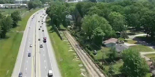 Toledo neighborhood opposing I-475 expansion calls on city leaders for help