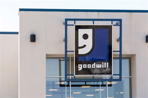 Foley Goodwill location sets grand opening