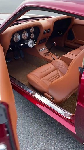 Custom Hot Rod Interiors for Mustang Cars