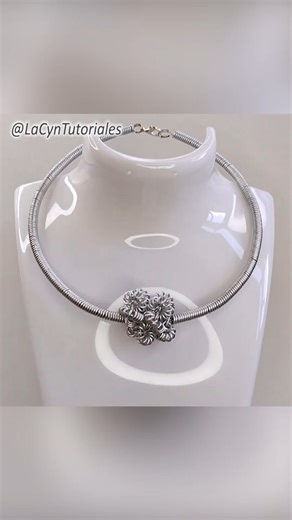 Collar con alambre | La Cyn