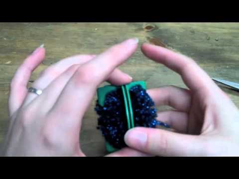 How to use your Susan Bates pom pom maker