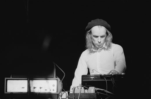A Brief History of Brian Eno’s Live Performances - SPIN