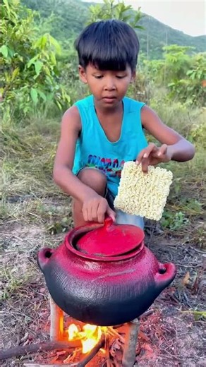 Survival Skills: SMART idea and USEFUL with single mom #bushcraft #camping #outdoors #useful #idea
