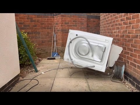 Samsung washing machine destruction (GOES MAD)