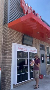 This Whataburger is in the future! 🍟 Whataburger’s digital kitchen in Austin’s Westlake neighborhood opened for hungry patrons on Tuesday, and by the next day it saw a busy lunch rush with customers eager to try out the ordering kiosks and pickup lockers or drive-thru, known as a “Digital Pick-Up Lane.” The new kitchen appears like Whataburger’s aim for higher efficiency by creating an exclusively “to-go experience” over the traditional drive-thru. It works by having people place orders on the 