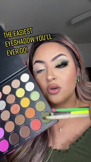 The easiest tutorial ever! 😉 @morpheofficial #makeupbyanaliza #makeuptiktok #TargetHallowee #eyeshadowtutorial #easytutorial #makeup