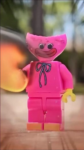 Burning a LEGO Kissy Missy minifigure