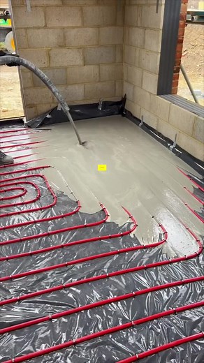 Flooring Liquid Screed Overlay By:@screedfast #flooring #heat #construction #concrete #work #satisfying #vibler #viblercreative #fypシ #trending #viral