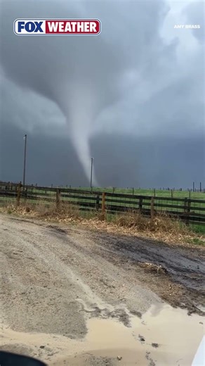 SOUND THE ALARM 🚨: Incredible video captures a tornado churning near a farm in Rochester, Minnesota
