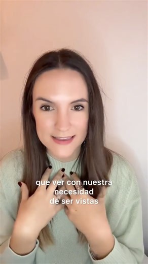 Paula Lozano | Astróloga on Instagram: "Hoy la luna se llena en el signo Leo y te pregunta: ¿te sientes vist@ y reconocid@? 🌕 En días de luna llena nuestras emociones pueden sentirse a flor de piel. Encuentra espacios en los que puedas recargarte. Esta luna llena la pueden sentir con más intensidad los signos fijos: Leo, Acuario, Tauro y Escorpio. Es relevante también ver qué temas en particular despierta esta lunación para cada signo, así que mañana os lo compartiré 🤍 Feliz luna llena ✨"