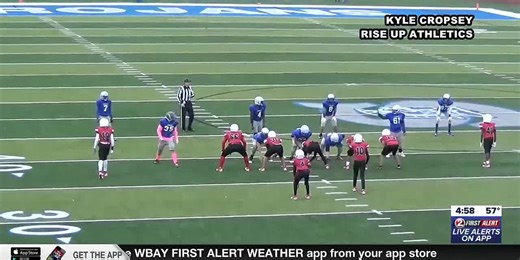 Middle school football player evades entire defense for 62-yard touchdown