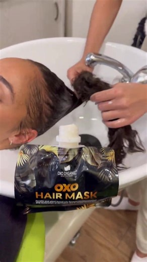Calling all professional stylists! Upgrade your services with the OXO Try Me Kit super deal: OXO Organic Permanent Smoothing Treatment Professional T5 Flat Iron. Offer clients long-lasting straight, shiny hair with this perfect solution for fine, fragile, or overprocessed hair. Elevate your salon’s reputation and boost revenue now! | OXO Organic