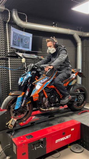 Nuova Fema Motors | ECU Tuning & Moto Performance on Instagram: "🇦🇹 KTM 1390 SUPERDUKE R 2024 “THE BEAST” ✅ SILMOTOR TITANIUM HEADERS ✅ AUSTIN RACING SLIP-ON EXHAUST ✅ SPRINTFILTER P08 RACE AIRFILTER ✅ ELIMINATION KIT FOR PAIR AND CANISTER ✅ 3 LAMBDA SENSOR EXCLUTED ✅ REVISITED BASE AKRA MAP ✅ EXUP EXCLUTED WITHOUT STOP ERROR ✅ ECU REFLASH #ktm #ktm1390superduker #ktmracing #readytorace #ktmofficial"