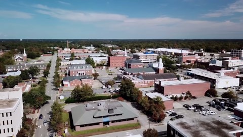 The Middle Class Is Gone: 10 American Cities in Freefall