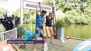 9.5K views · 82 reactions | Stand Up Paddling, kurz SUP, für Anfänger. Ein Ganzkörpertraining mit Fun-Faktor :) Reporterin Verena probiert es aus... | Hamburg 1 | Facebook