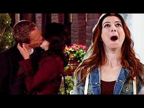 (HD) BARNEY AND ROBIN GETS CAUGHT KISSING