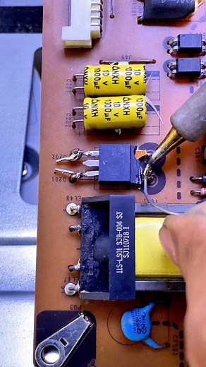 1.3M views · 11K reactions | replace the rectifier diode with a shottky diode #Diode #modifikasi #electronics #component #power | Jupri Latua Simbolon | Facebook