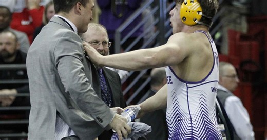 Waunakee's McCoy Smith ends 39-year wrestling state championship drought
