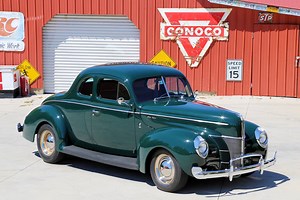 This is one super nice 1940 Ford Steel Street Rod!! Find it and over 90 other Classic Cars at SmokyMountainTraders.com | Smoky Mountain Traders
