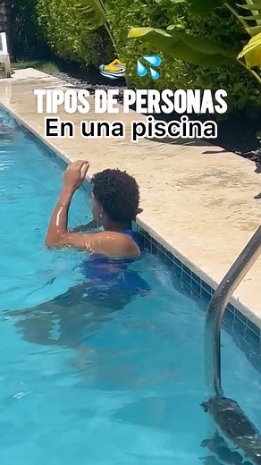 4K views · 83 reactions | Tipos de personas en una piscina. y tú cuál eres ? #piscinas #vacacionesdeinvierno | Franklyn | Facebook