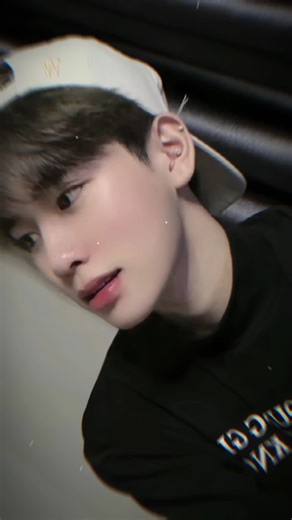 Đẹp xỉu 🙈🫶🏻🦑 #sponsored #stormick #tuấnngọc_cuttle🦑 #lgbt #cuttle_team🐙✨ #phucmuc🦑 #phucmuc #cuttle🦑 #gay #traidep #cool