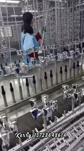 Plastic Vacuum Metallization & UV Painting booth