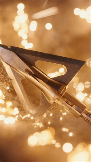 Slick Trick is built around razor-sharp performance. From the first touch, you can feel the edge - scary sharp, clean cutting, and made to stay that way when it matters most. When the moment comes, sharpness isn’t a detail… it’s the difference. Razor sharp. Ready to work. #SlickTrick | SLICK TRICK Broadheads