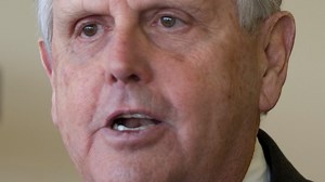 Ky. schools chief calls for Common Core review