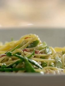Ina Garten on Instagram: "Spaghetti carbonara is classic Italian comfort food, but like so much comfort food it’s often incredibly rich. I made my carbonara a little lighter by adding lots of fresh seasonal green vegetables. Instead of blanching them in a separate pot, I cook them quickly in the same boiling water with the pasta. So easy!! Recipe link in bio. Spring Green Spaghetti Carbonara - Modern Comfort Food, page 137."