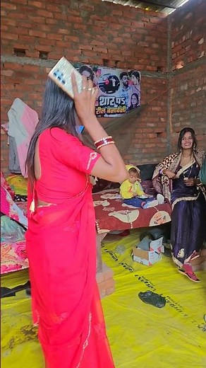 बोतल खुली अनार में