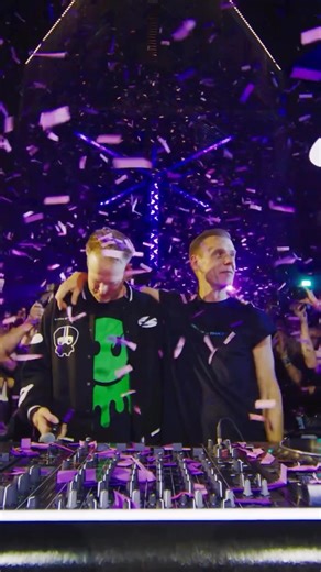 armin dropped in tears after watching flashback for all 25 years memories !!