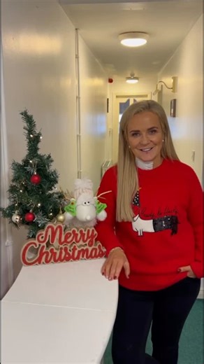 Cormac Tagging on Instagram: "Christmas message from Ursula! 🥳🎅🏻🎄"